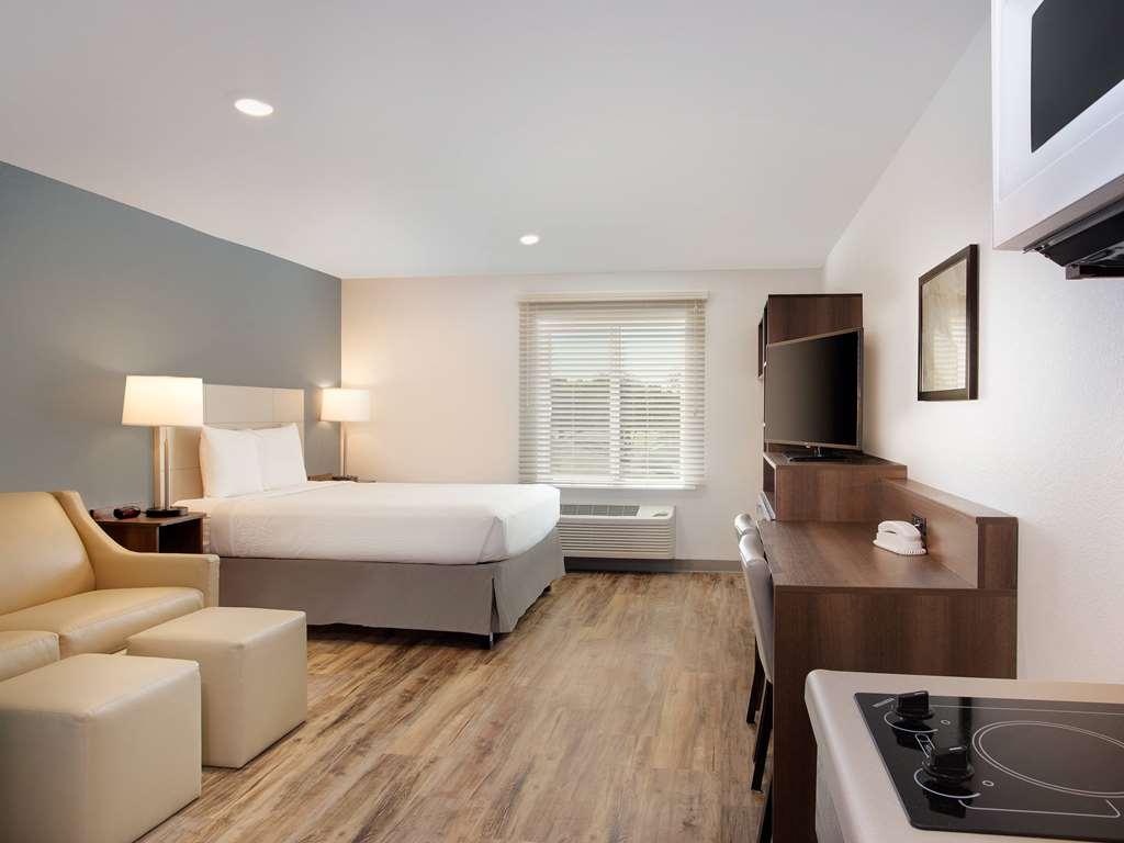 Extended Stay America Select Suites - Charlotte - Northlake Habitación foto