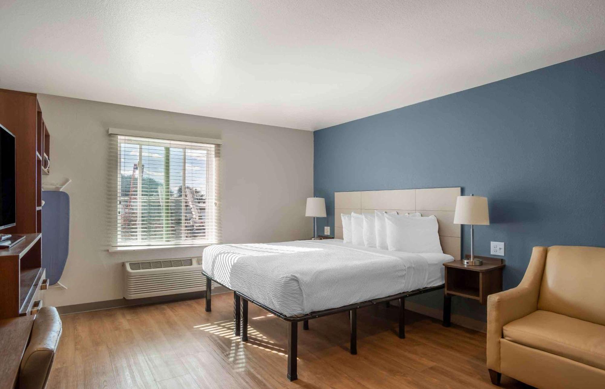 Extended Stay America Select Suites - Charlotte - Northlake Exterior foto